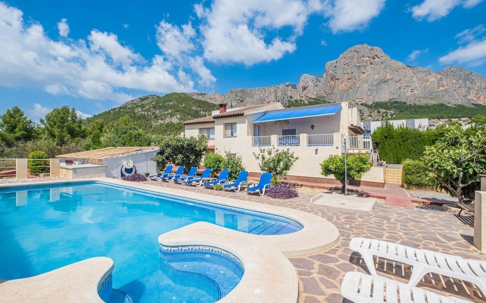 Resale - Villa - Polop - Polop Centro