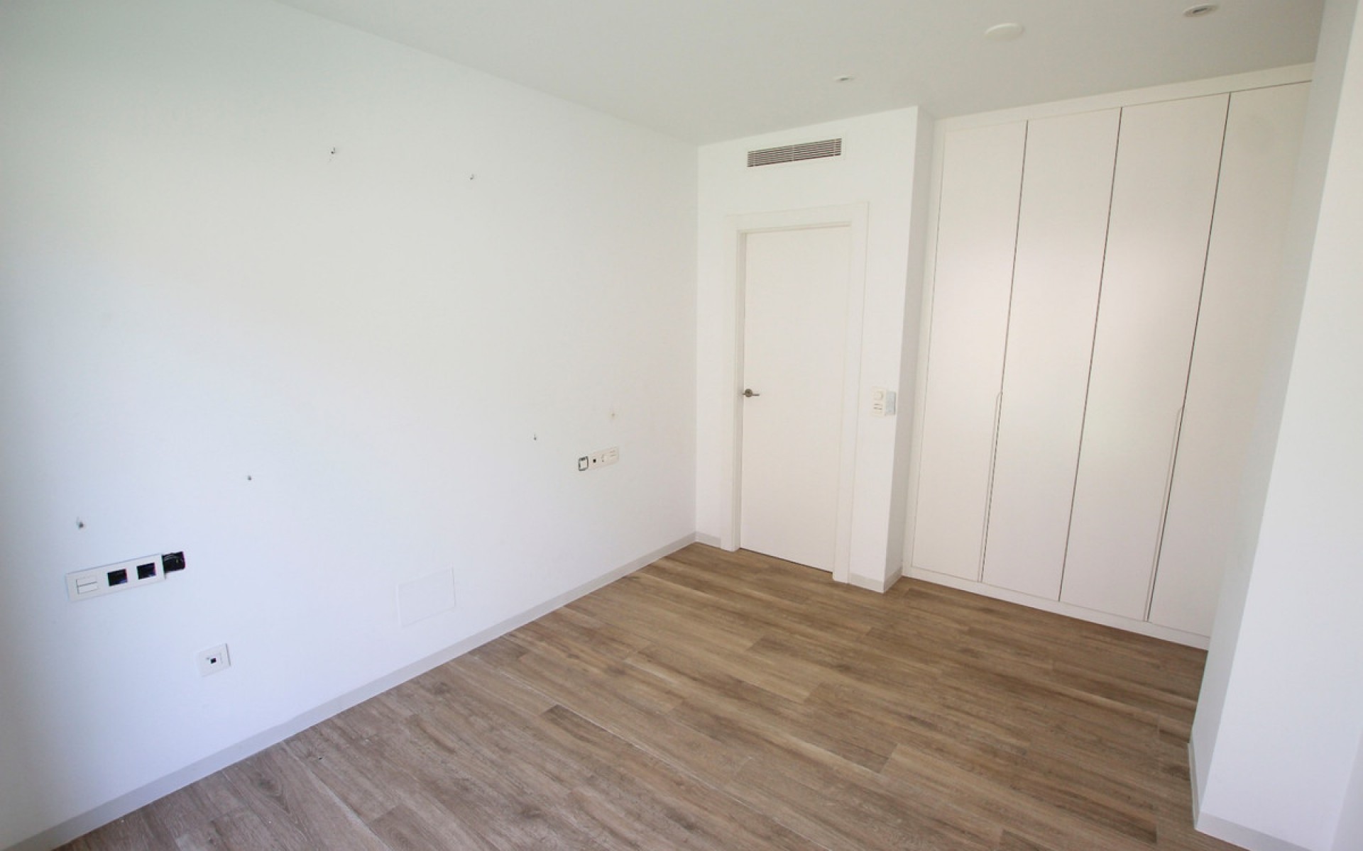 Resale - Villa - Polop