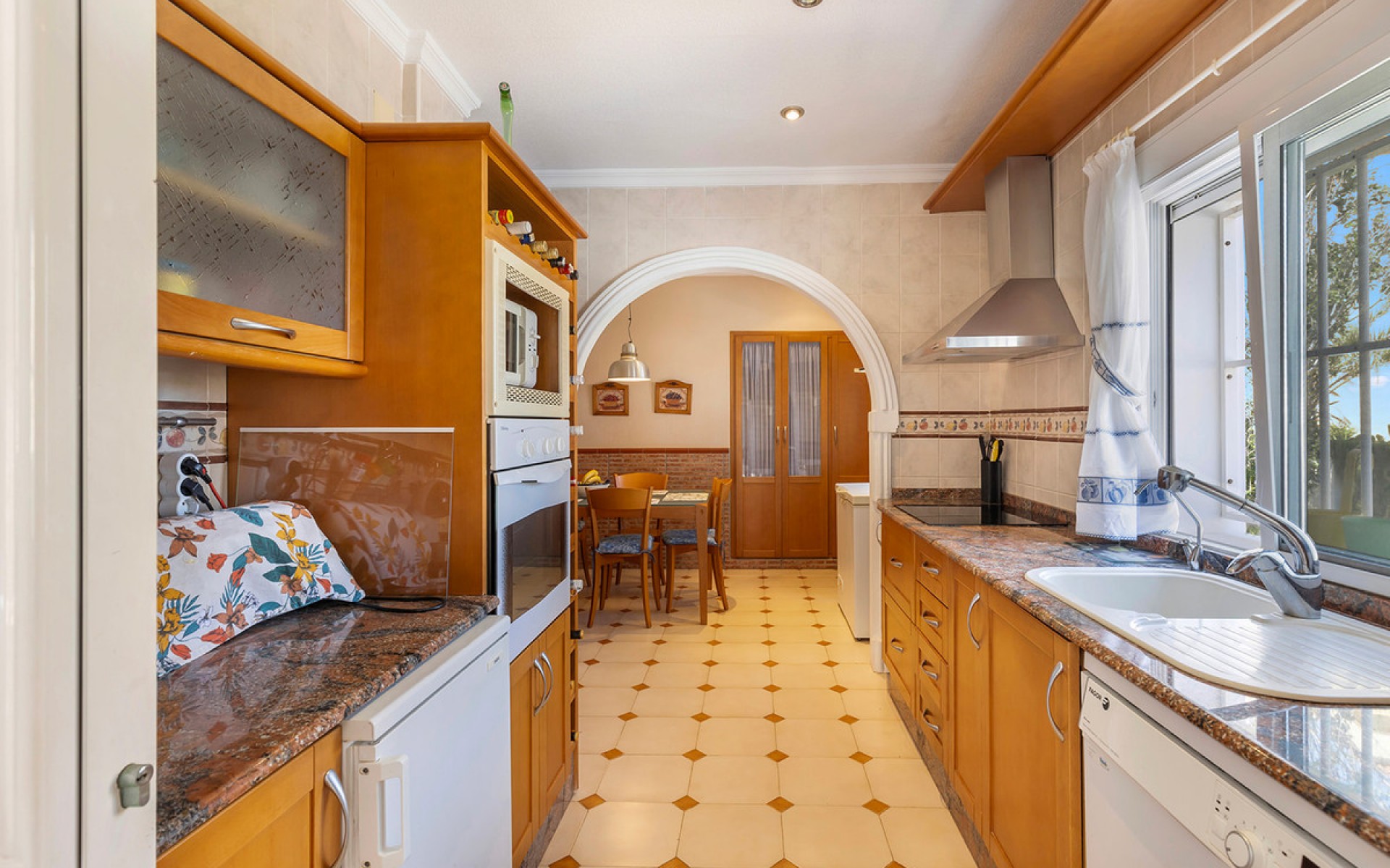 Resale - Villa - Punta Prima - Rocio del Mar