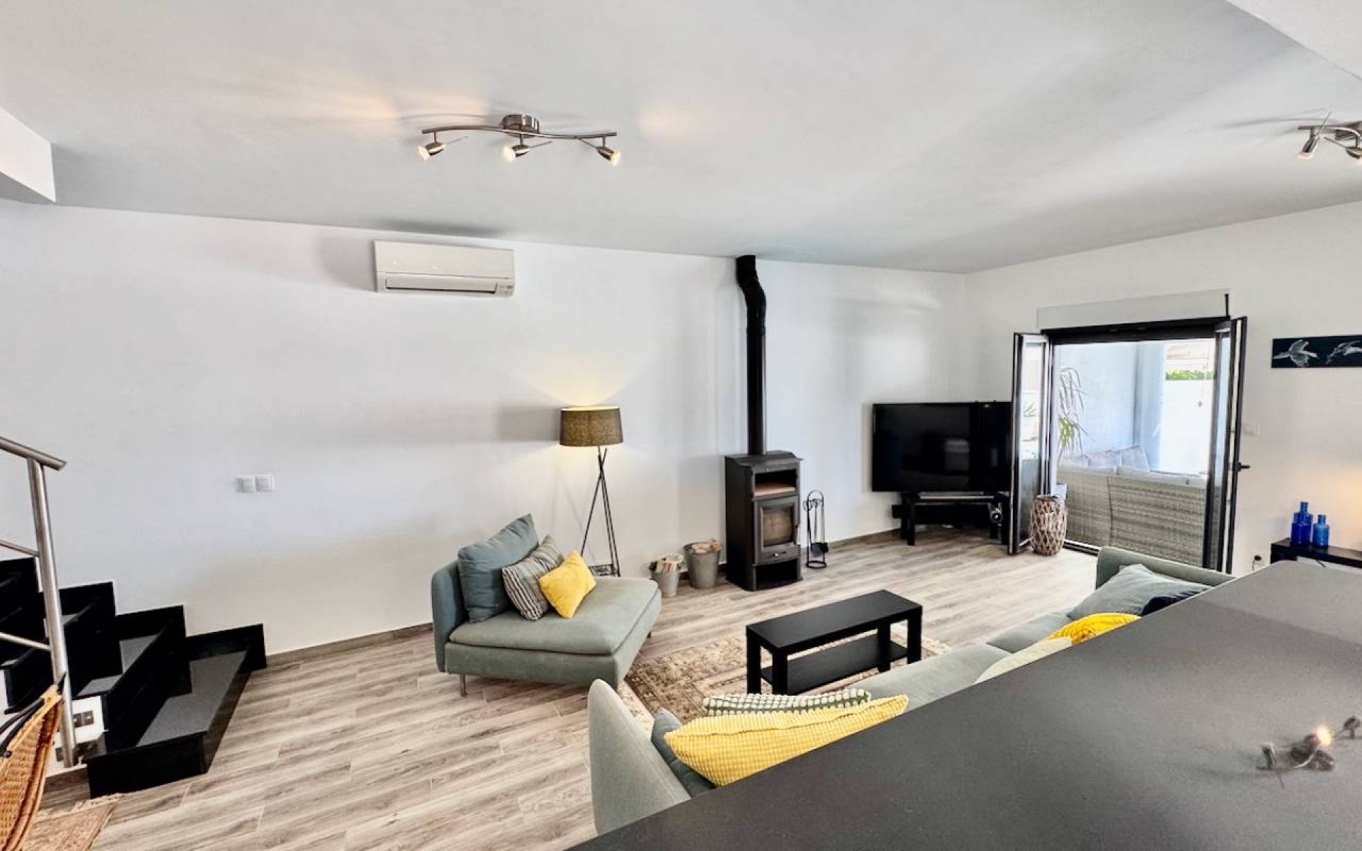 Resale - Villa - Punta Prima