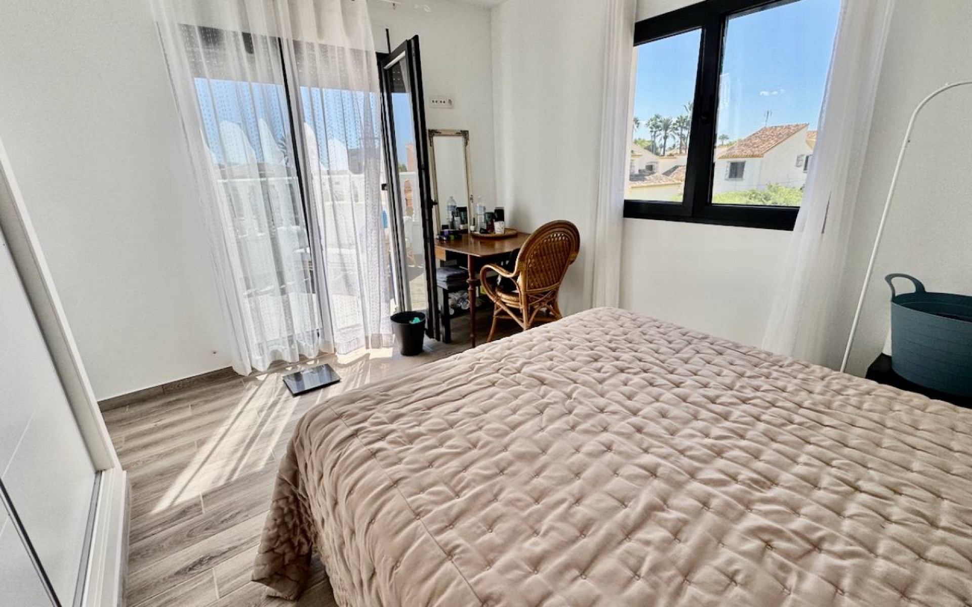 Resale - Villa - Punta Prima