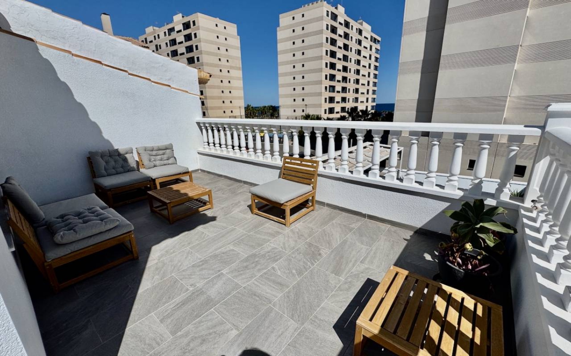 Resale - Villa - Punta Prima