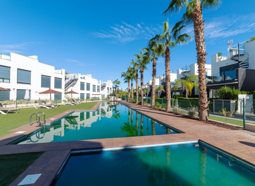 Resale - Villa - Punta Prima