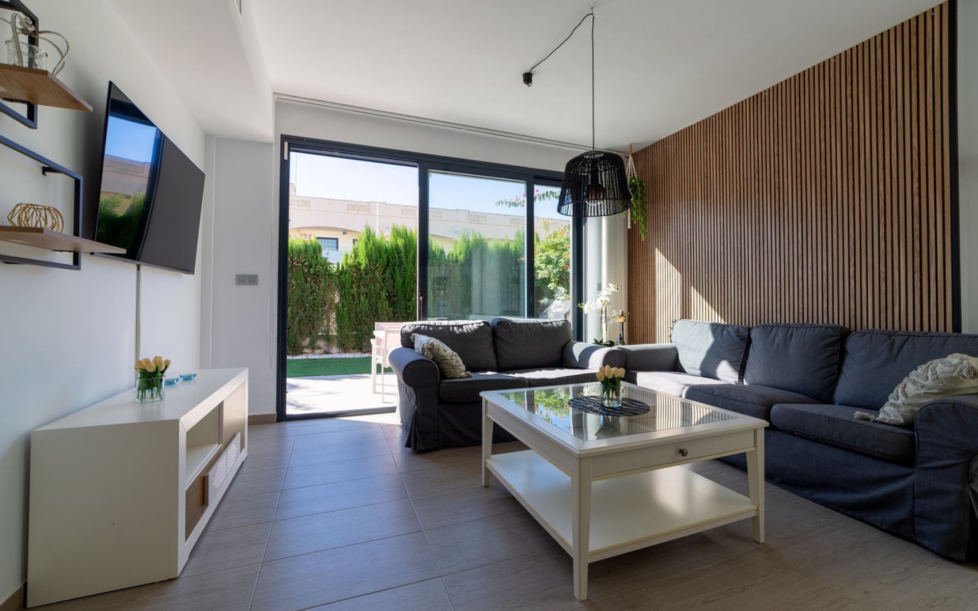 Resale - Villa - Punta Prima