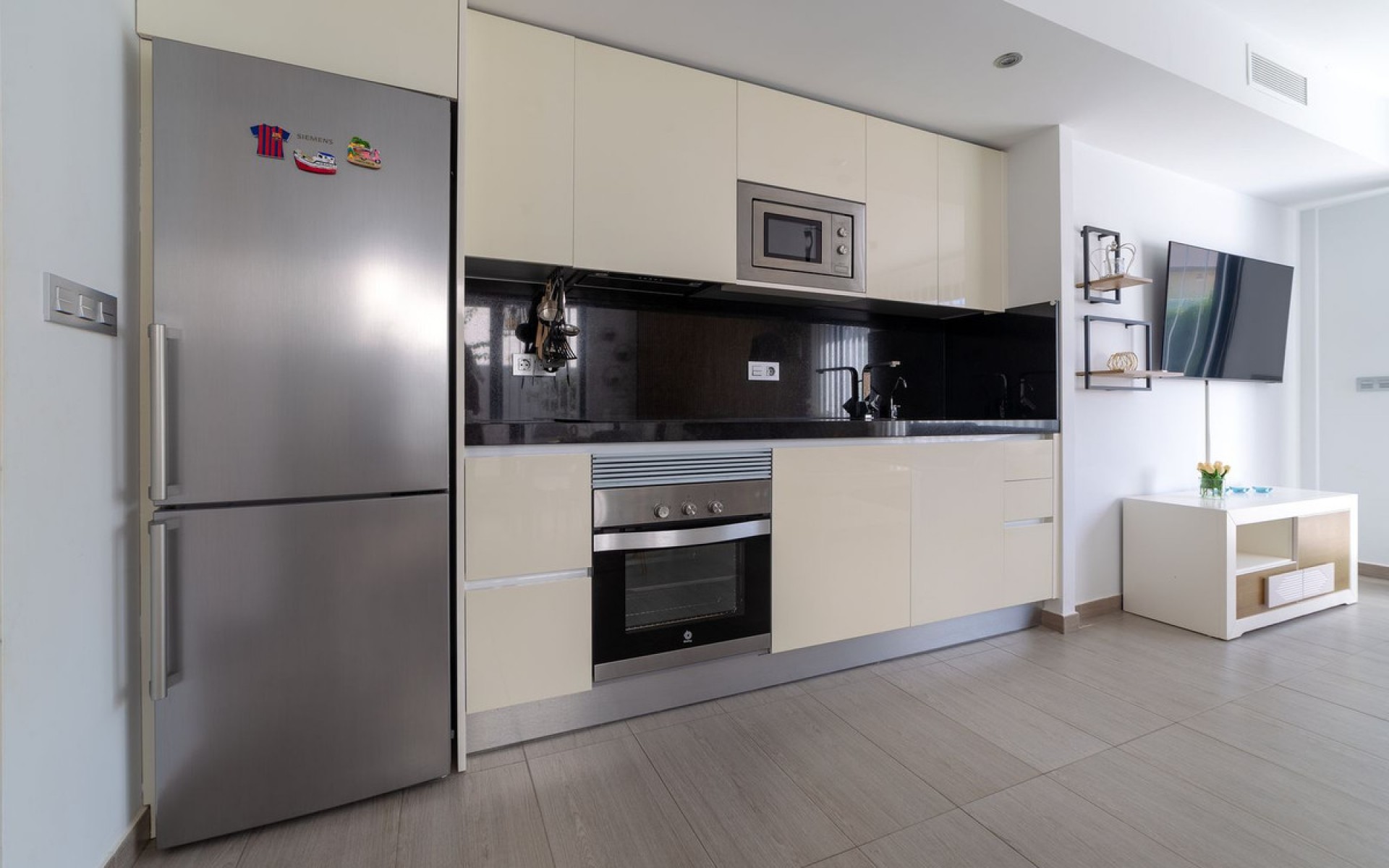 Resale - Villa - Punta Prima