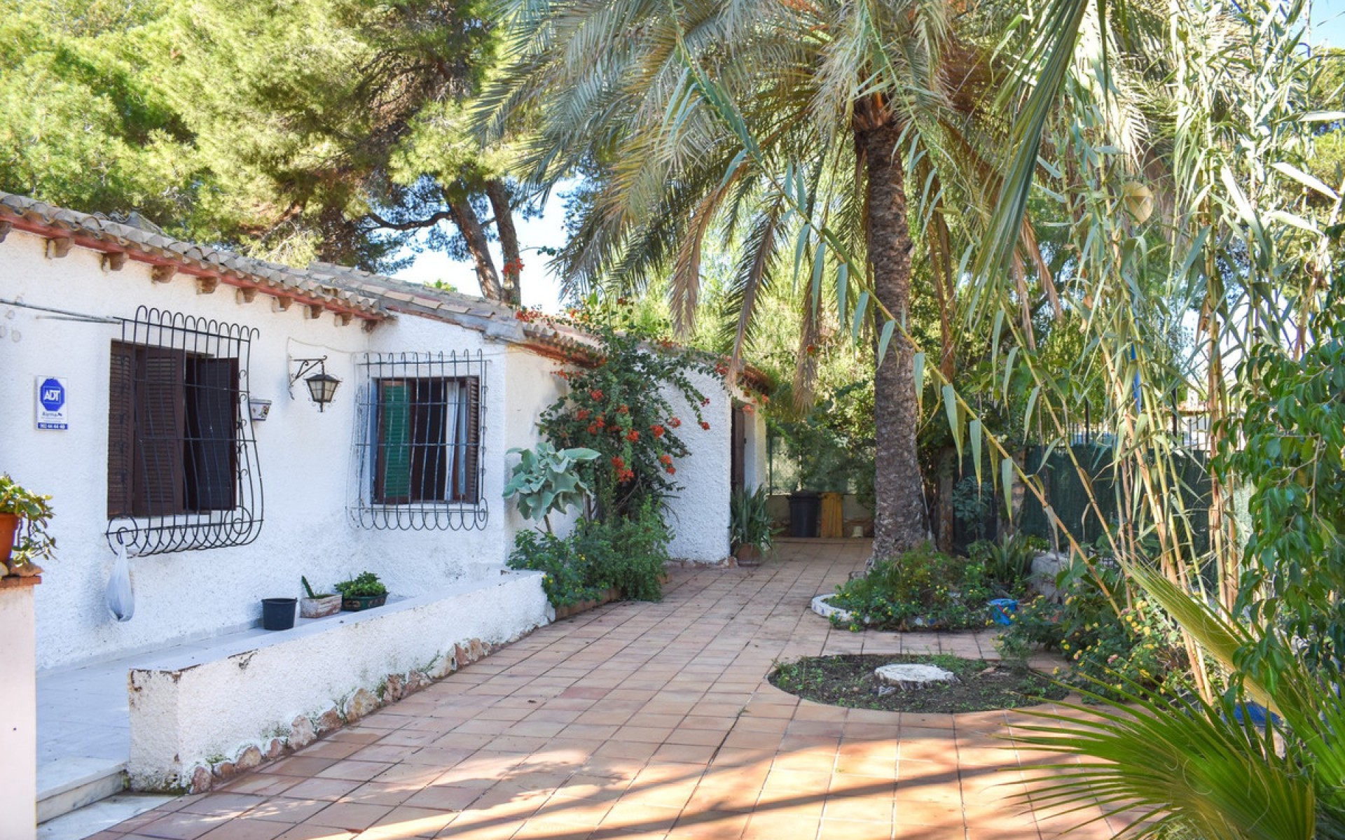 Resale - Villa - Punta Prima