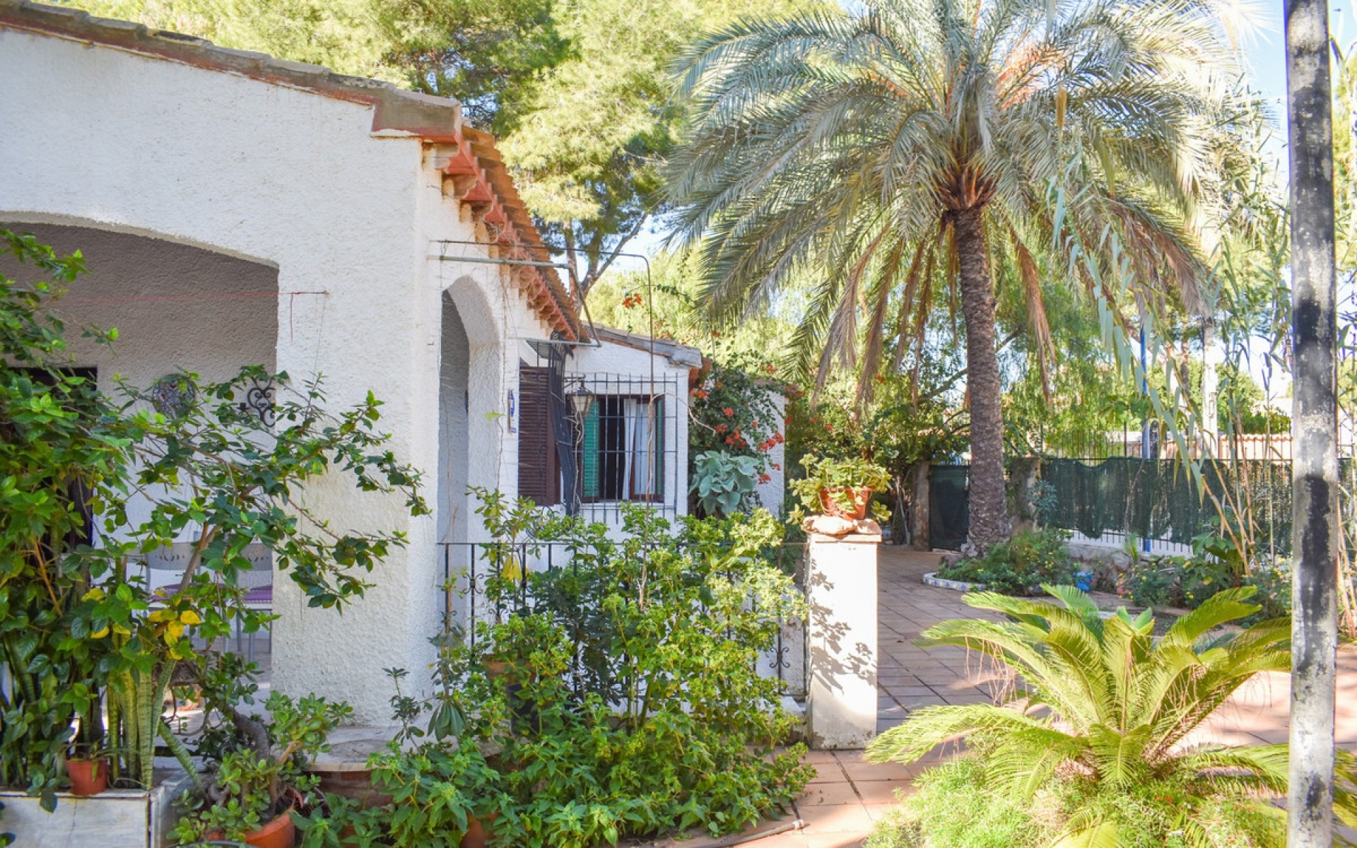 Resale - Villa - Punta Prima