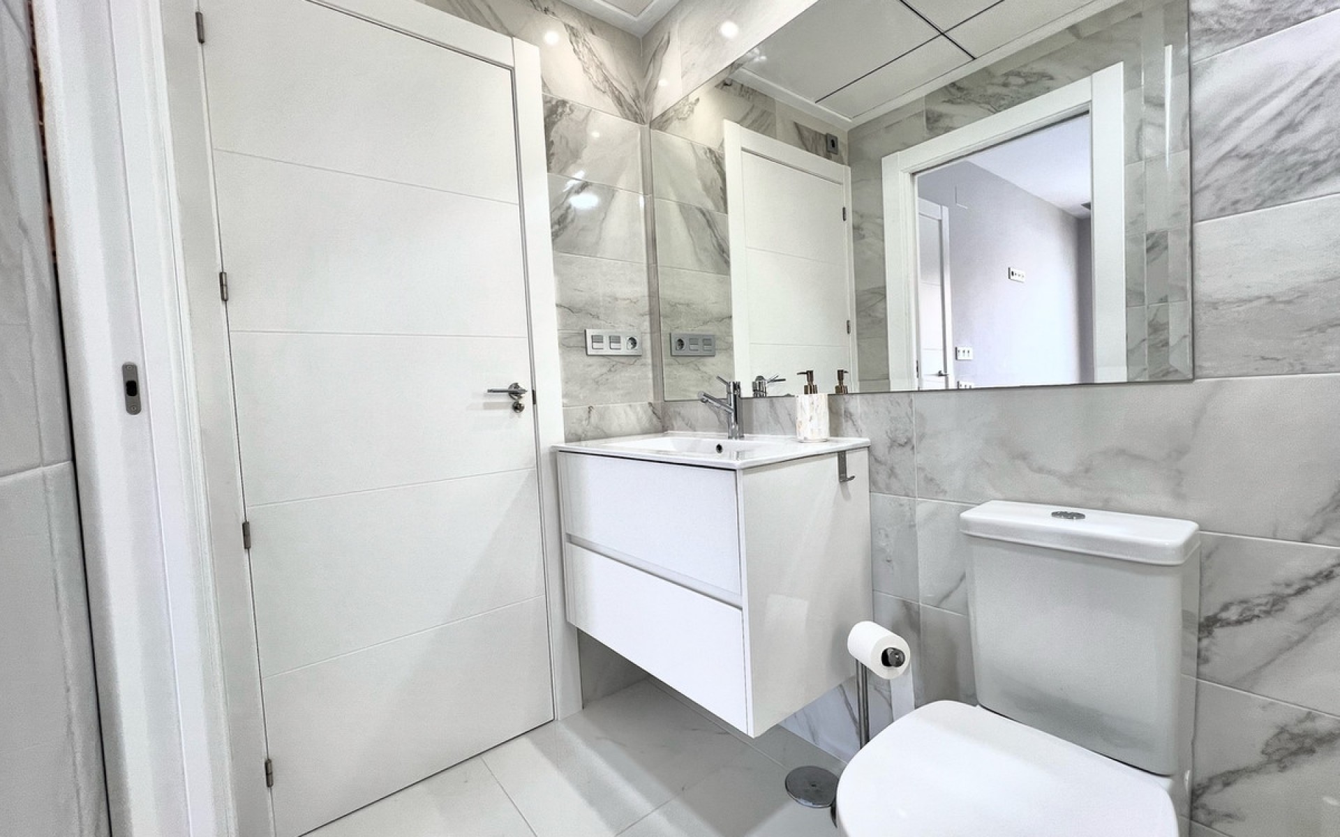 Resale - Villa - Punta Prima