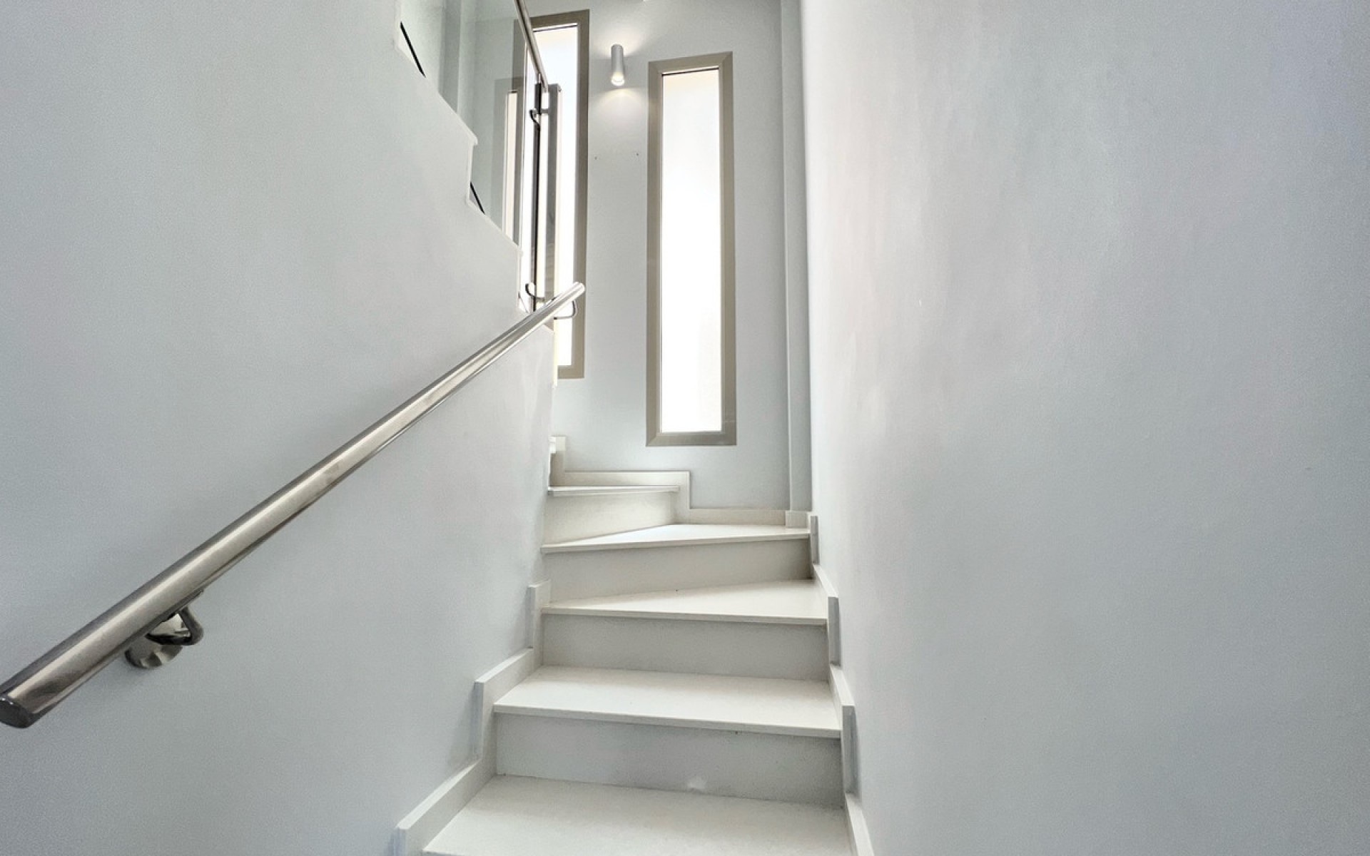 Resale - Villa - Punta Prima