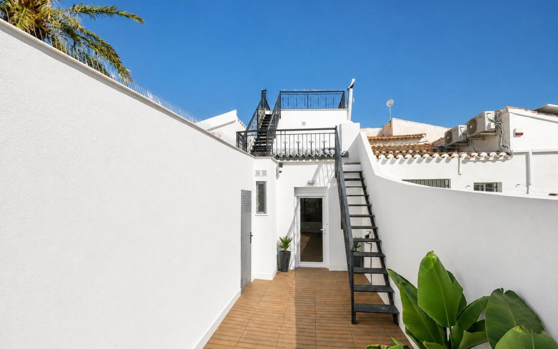 Resale - Villa - Punta Prima