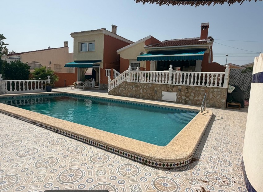 Resale - Villa - Rojales - Ciudad Quesada