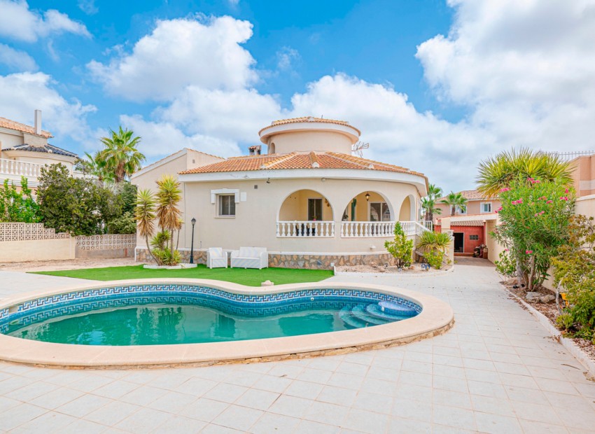 Resale - Villa - Rojales - Ciudad Quesada