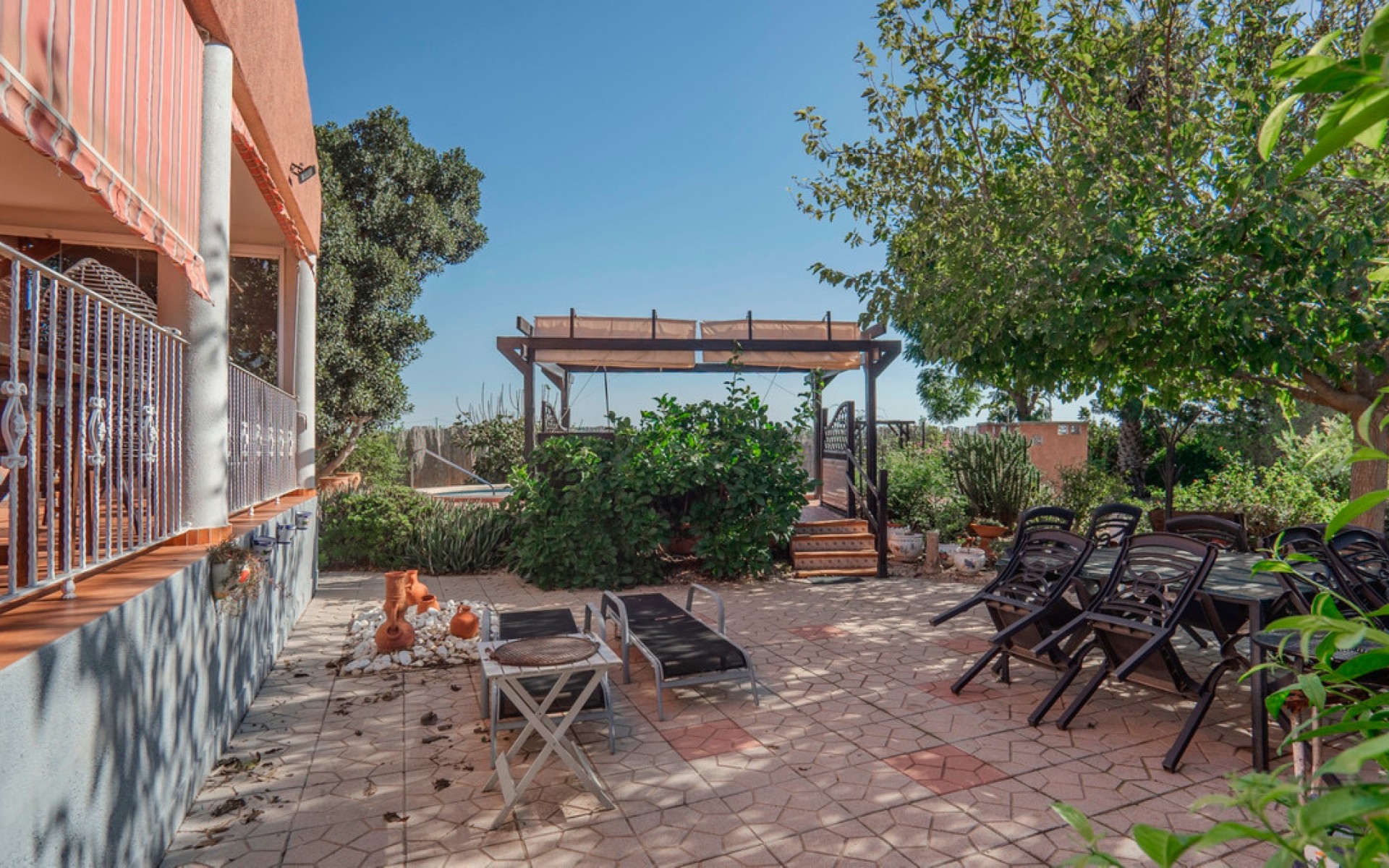 Resale - Villa - San Bartolome