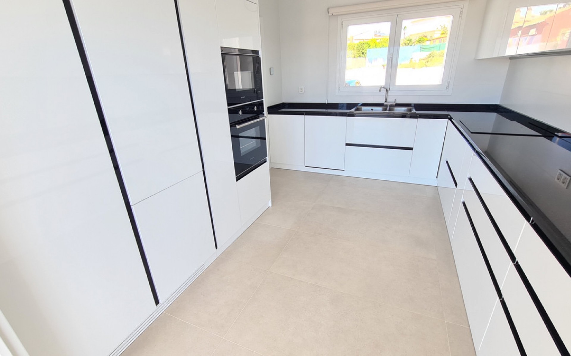 Resale - Villa - San Fulgencio - La Marina