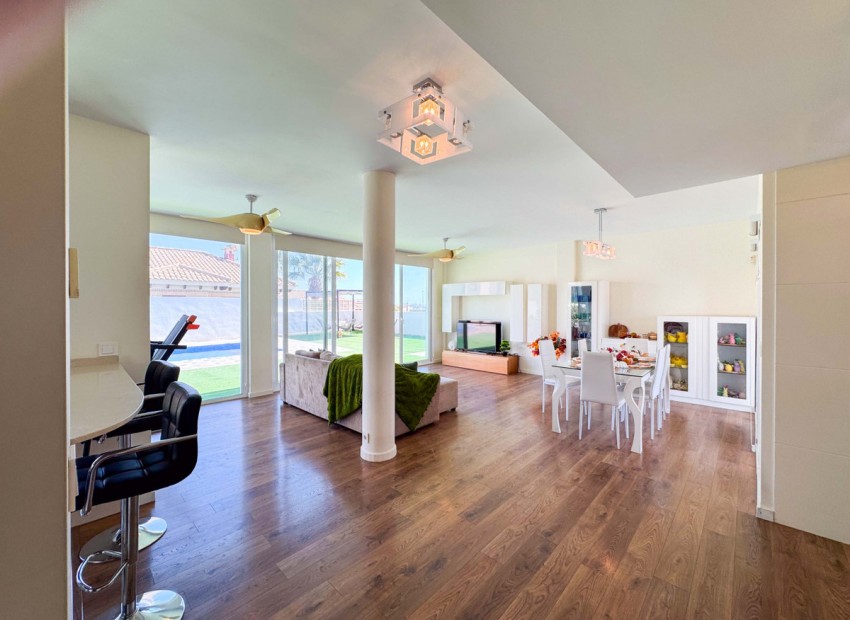 Resale - Villa - San Fulgencio - San Fulgencio Centro