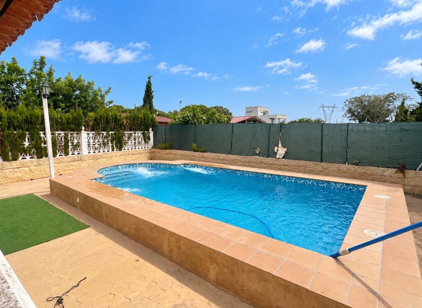 Resale - Villa - San Fulgencio - San Fulgencio Centro