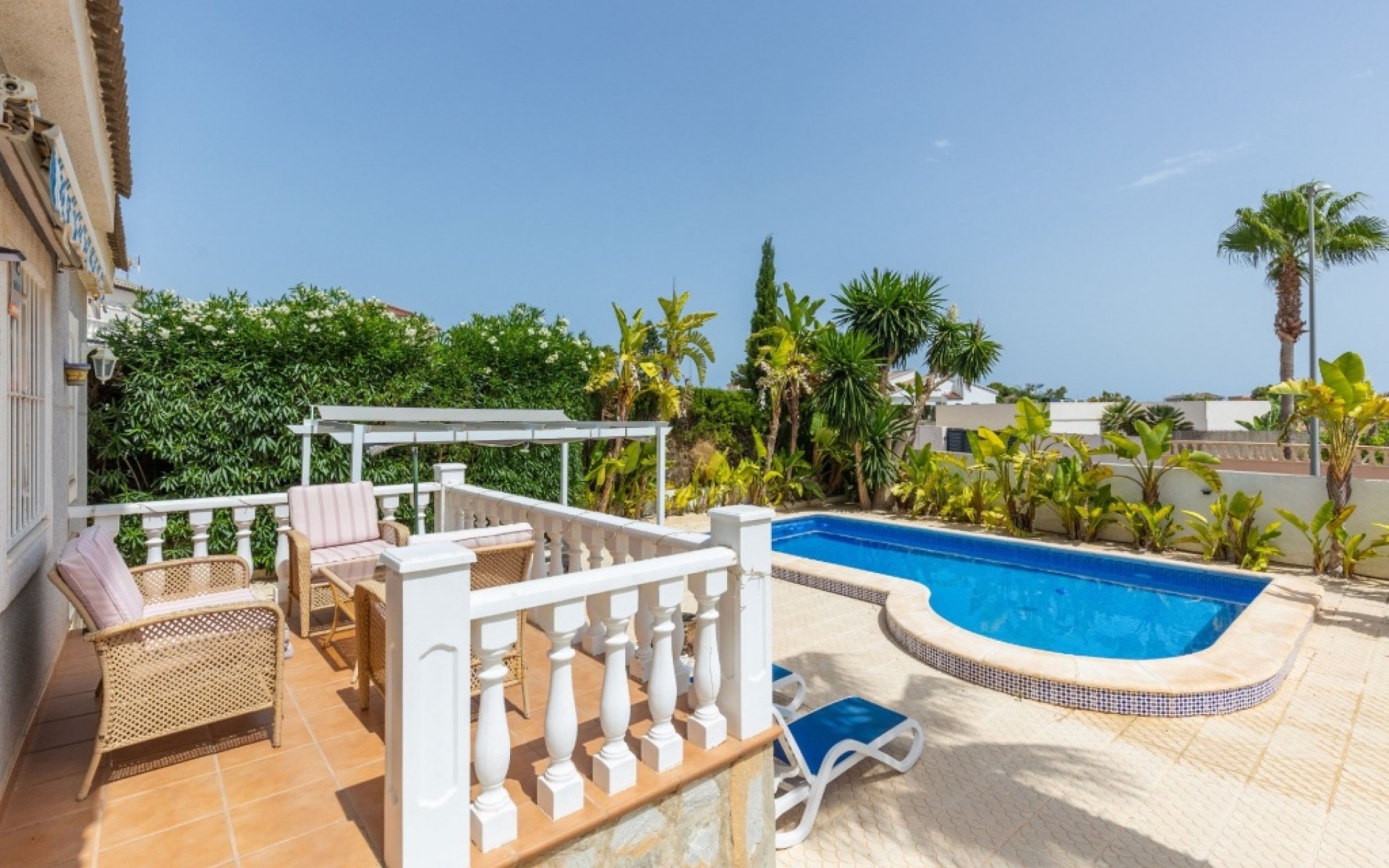 Resale - Villa - San Fulgencio