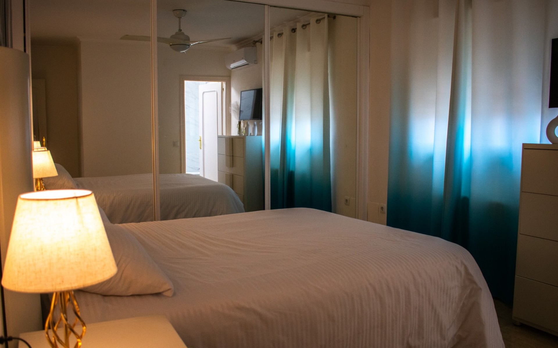 Resale - Villa - San Javier - La Manga Del Mar Menor