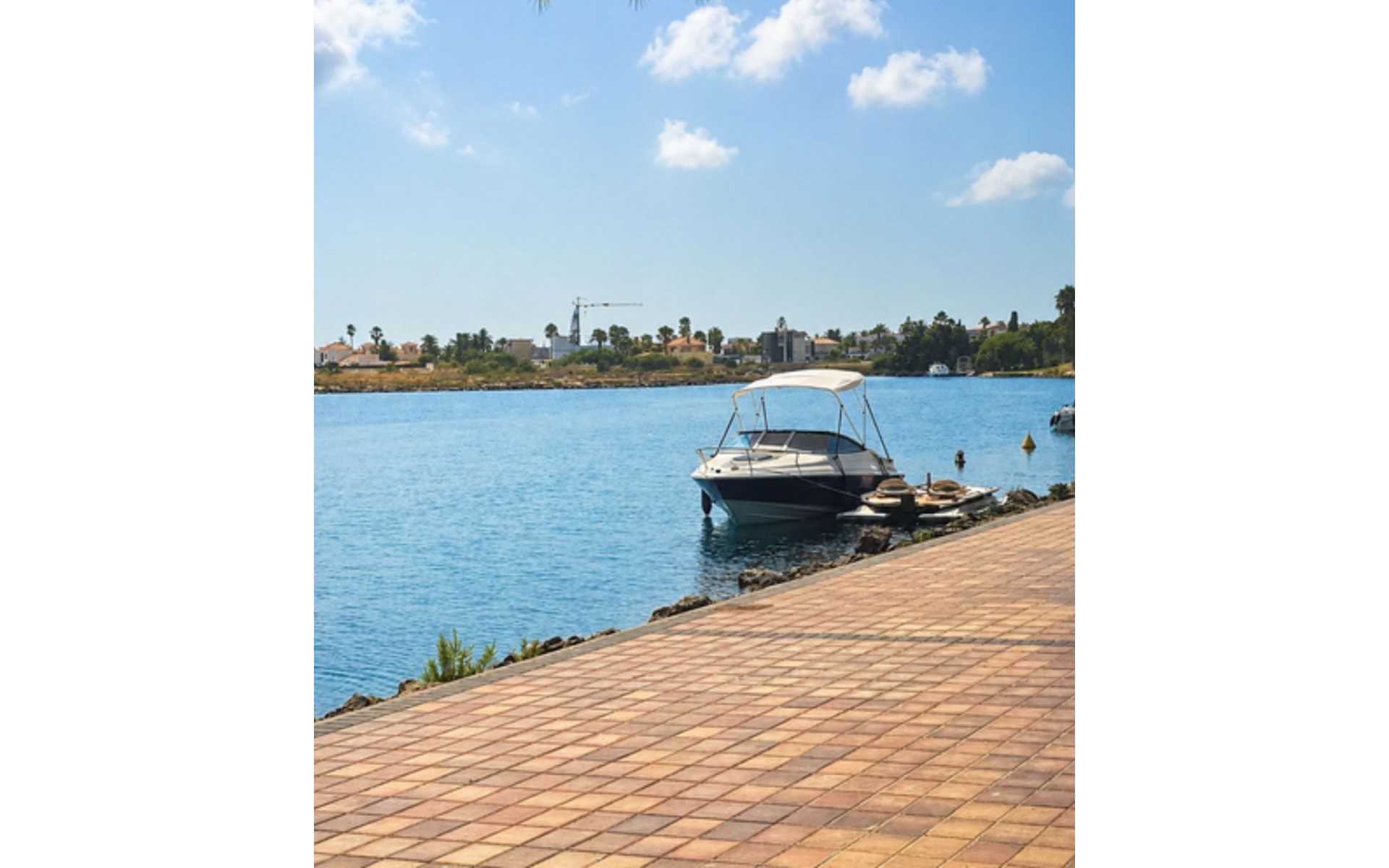 Resale - Villa - San Javier - La Manga Del Mar Menor