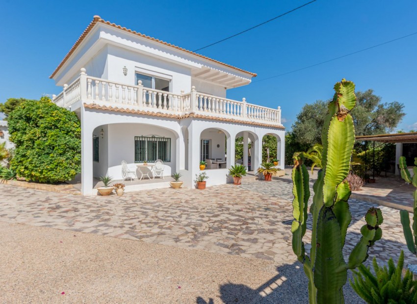 Resale - Villa - San Juan de Alicante - San Juan de Alicante Centro