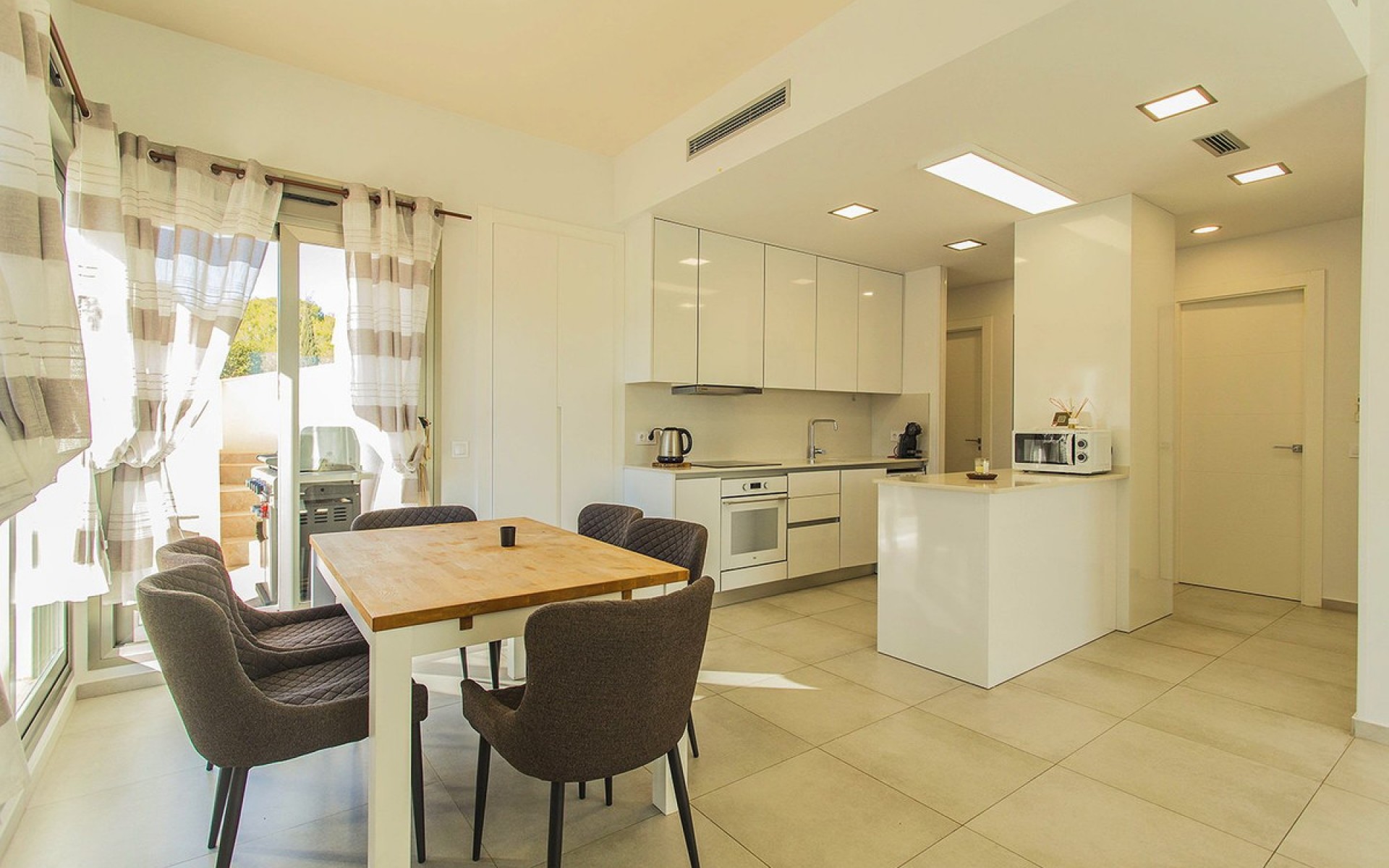 Resale - Villa - San Miguel De Salinas - San Miguel de Salinas Centro