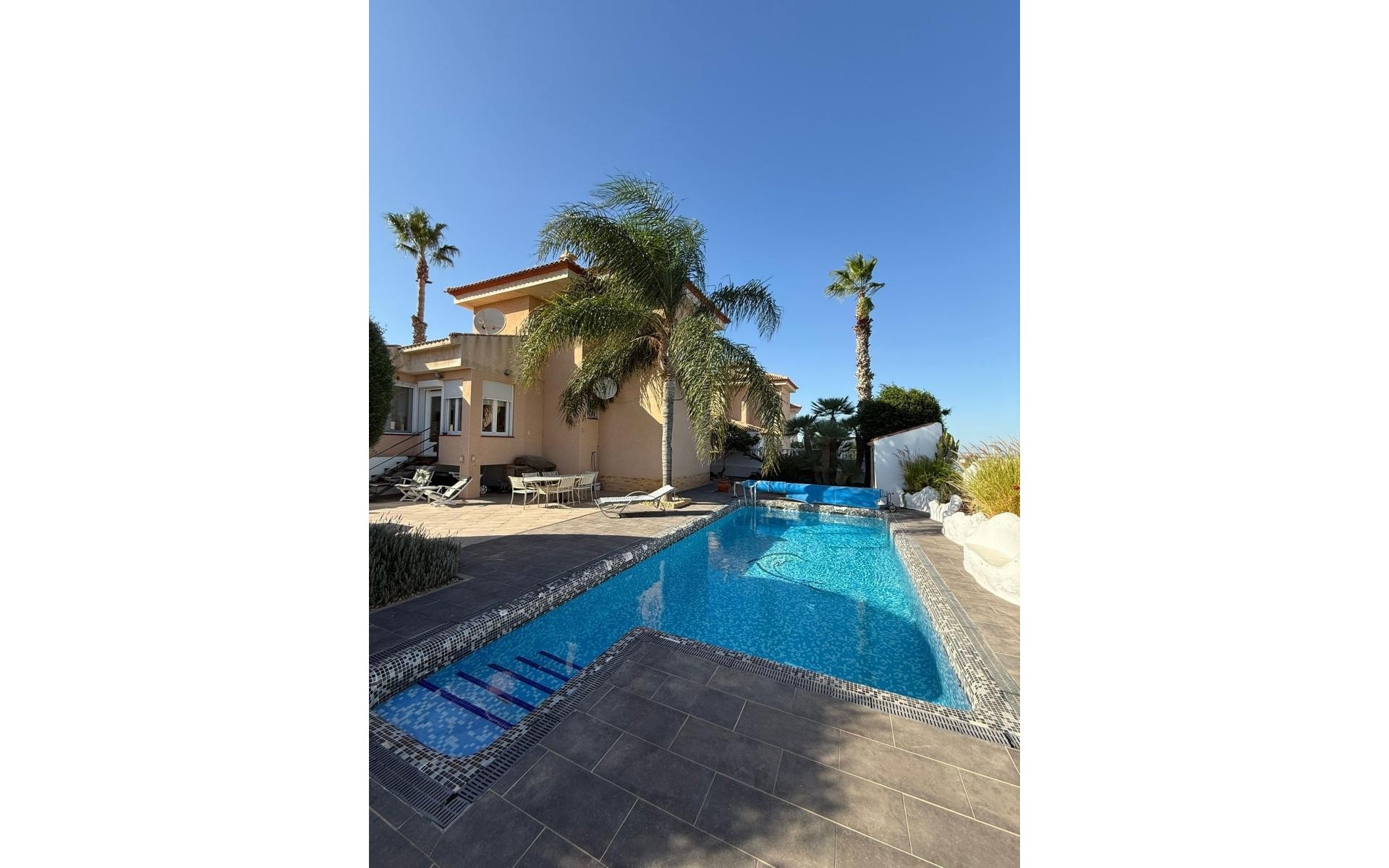 Resale - Villa - San Miguel De Salinas - San Miguel de Salinas Centro