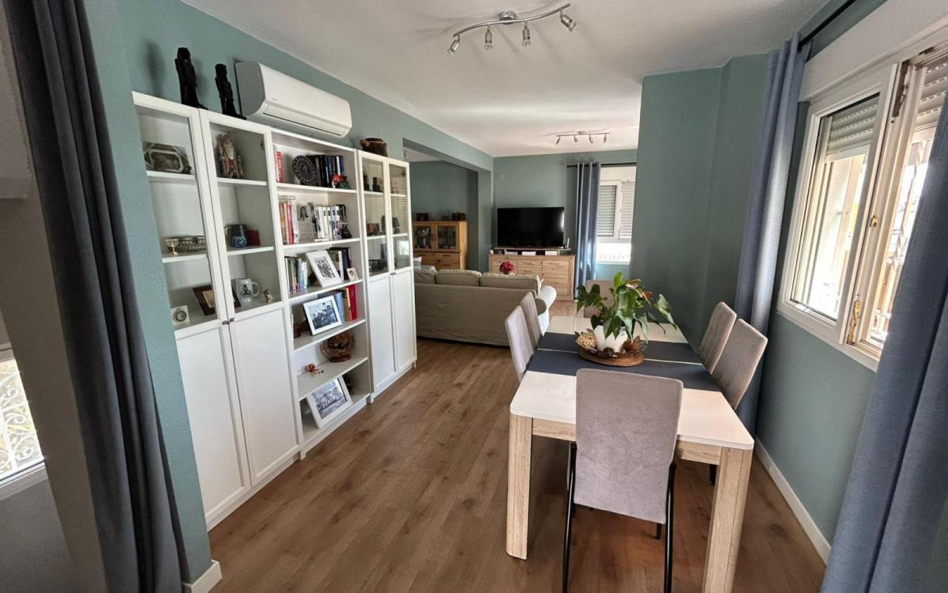 Resale - Villa - San Miguel De Salinas - San Miguel de Salinas Centro