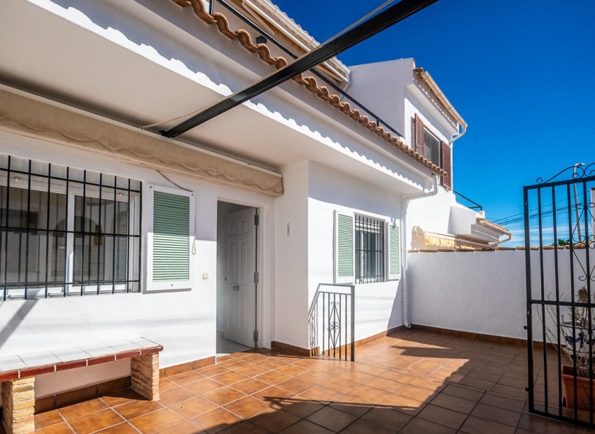 Resale - Villa - San Miguel De Salinas - San Miguel de Salinas Centro