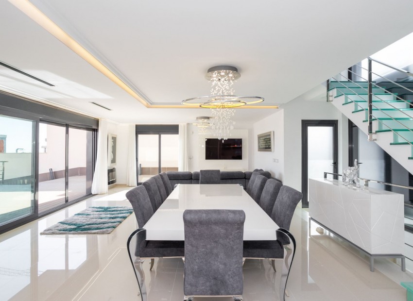 Resale - Villa - San Miguel De Salinas - San Miguel de Salinas Centro