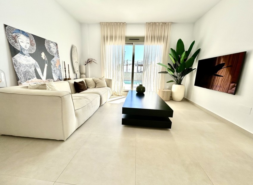 Resale - Villa - San Miguel De Salinas - San Miguel de Salinas Centro