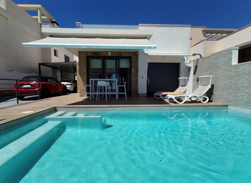 Resale - Villa - San Miguel De Salinas - San Miguel de Salinas Centro