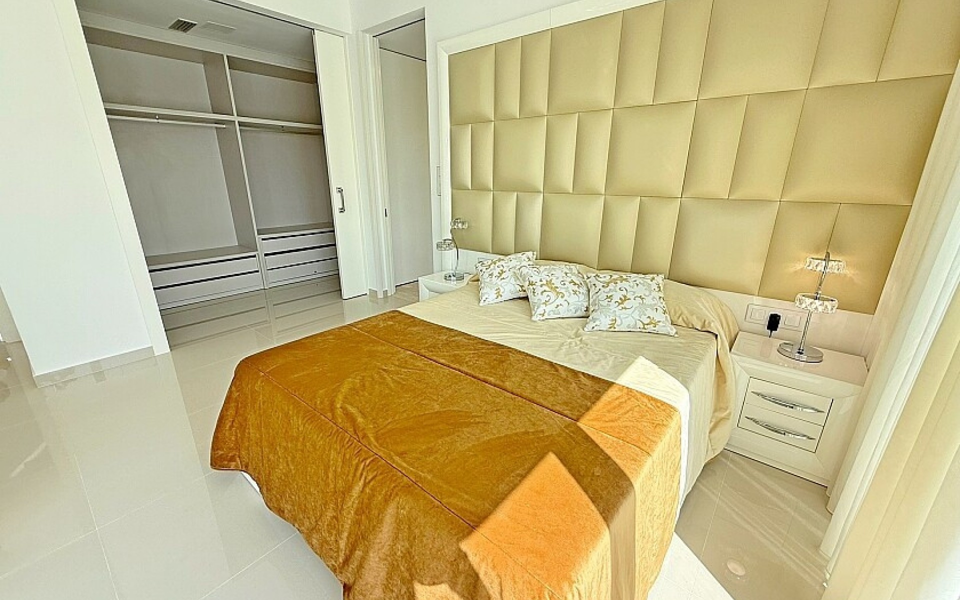 Resale - Villa - San Miguel De Salinas - San Miguel de Salinas Centro