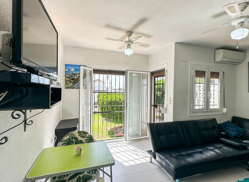 Resale - Villa - San Miguel De Salinas - San Miguel de Salinas Centro