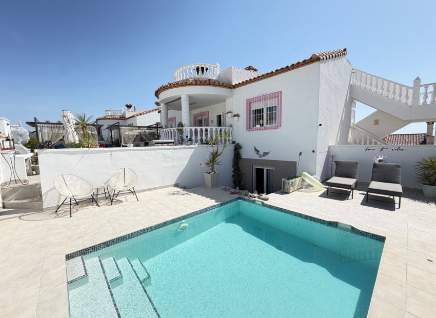 Resale - Villa - San Miguel De Salinas - San Miguel de Salinas Centro