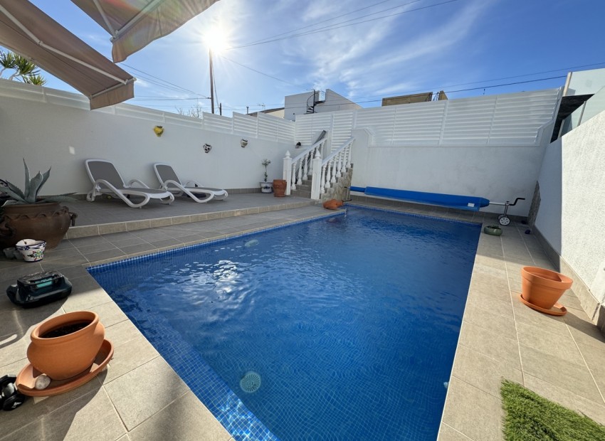 Resale - Villa - San Miguel De Salinas - San Miguel de Salinas