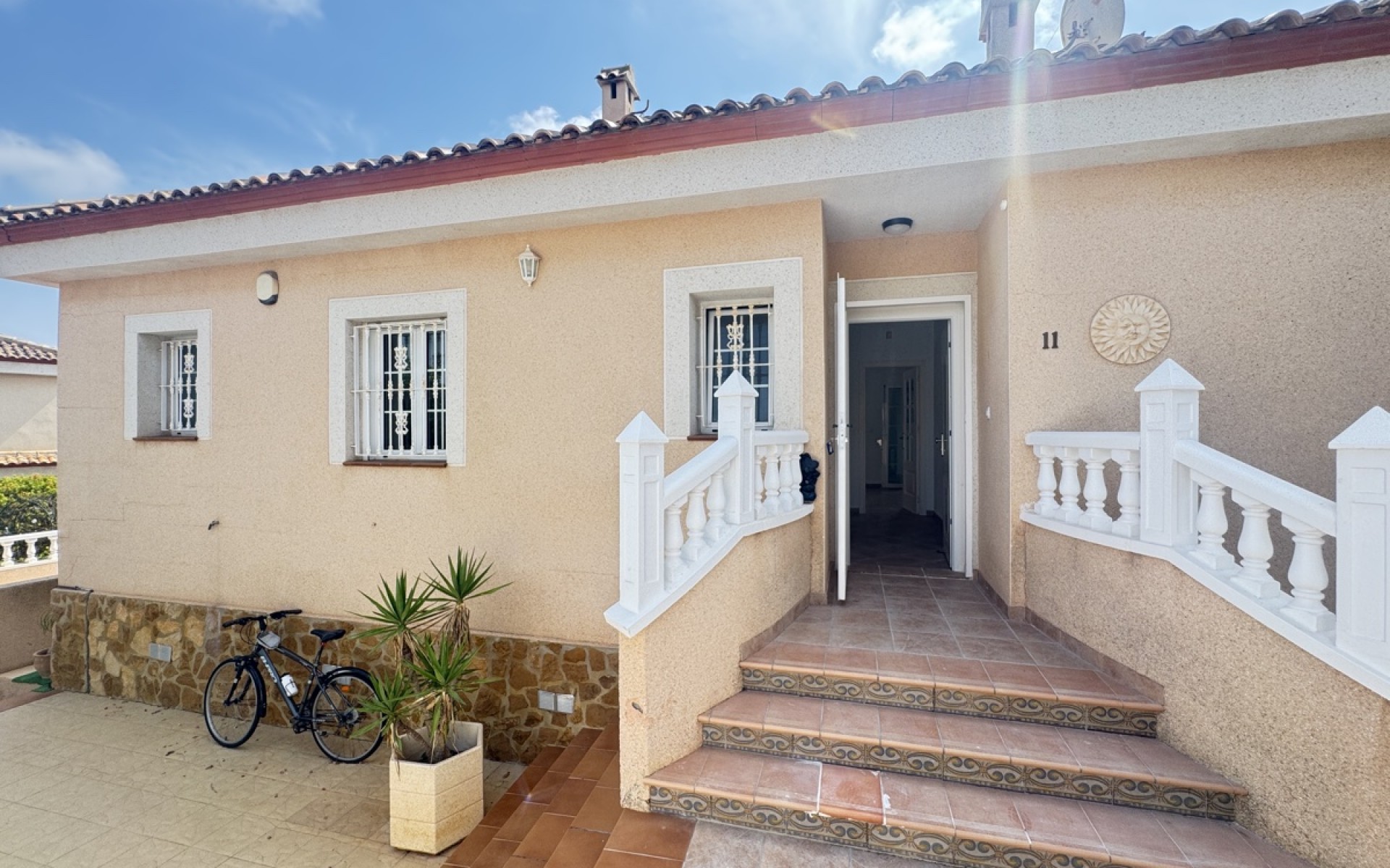 Resale - Villa - San Miguel De Salinas - San Miguel de Salinas