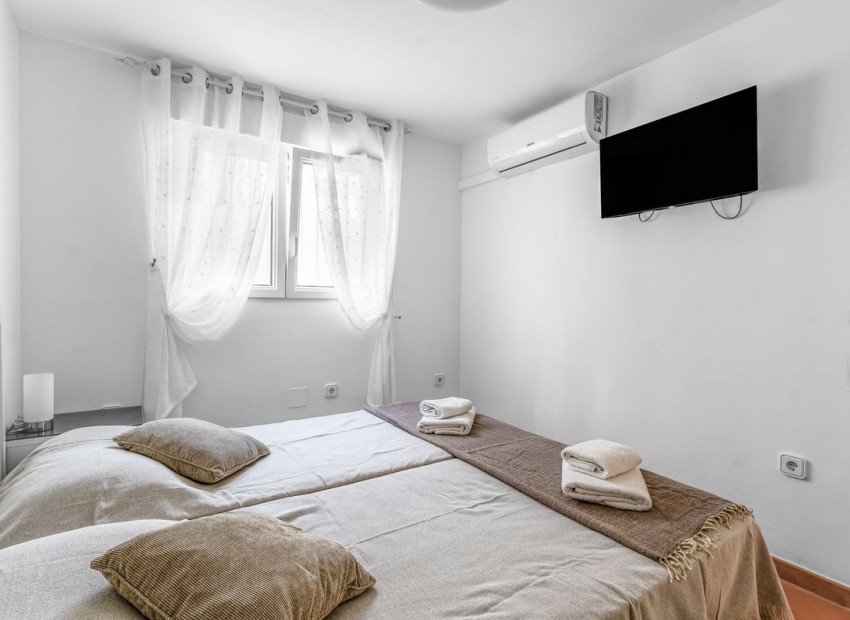 Resale - Villa - San Miguel De Salinas - San Miguel