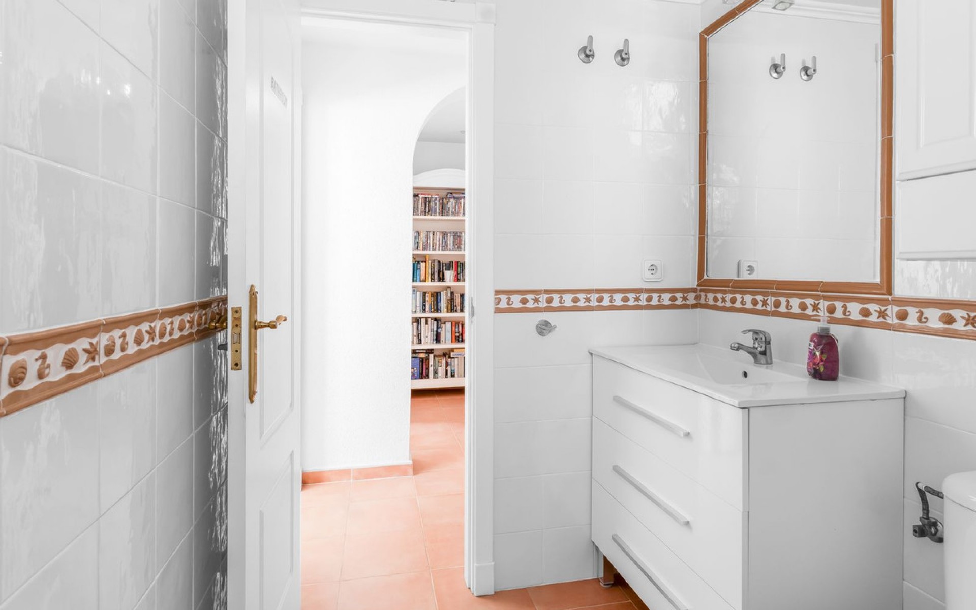 Resale - Villa - San Miguel De Salinas - San Miguel