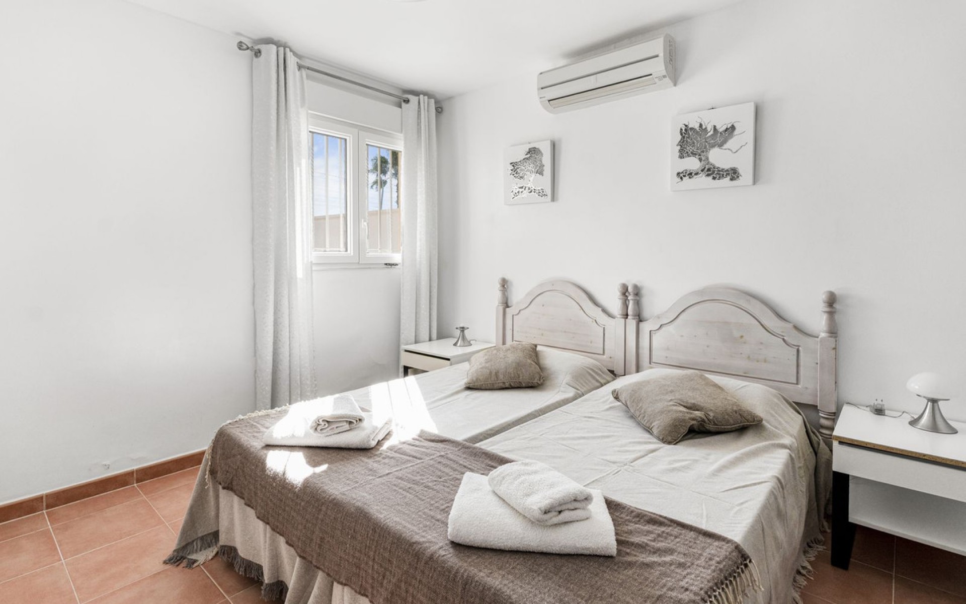 Resale - Villa - San Miguel De Salinas - San Miguel