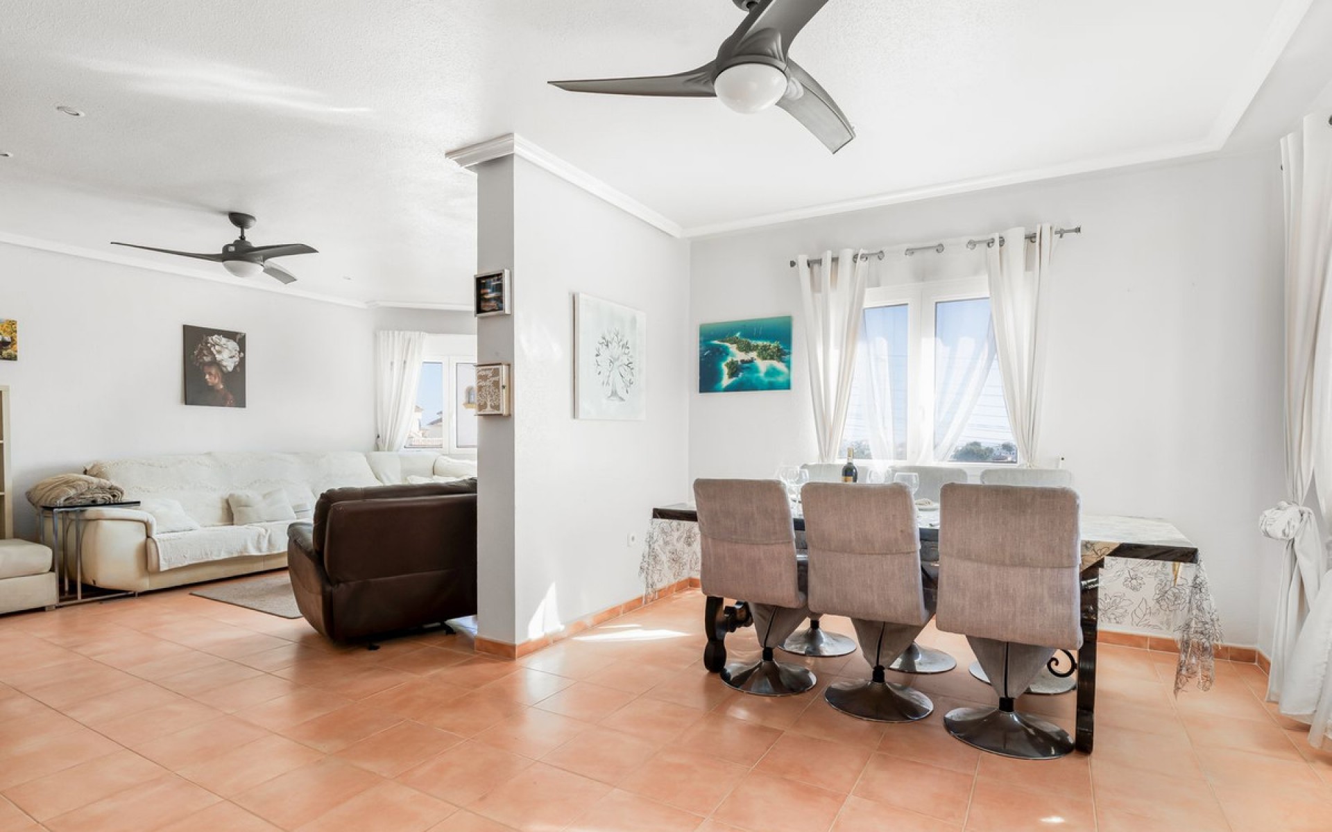 Resale - Villa - San Miguel De Salinas - San Miguel