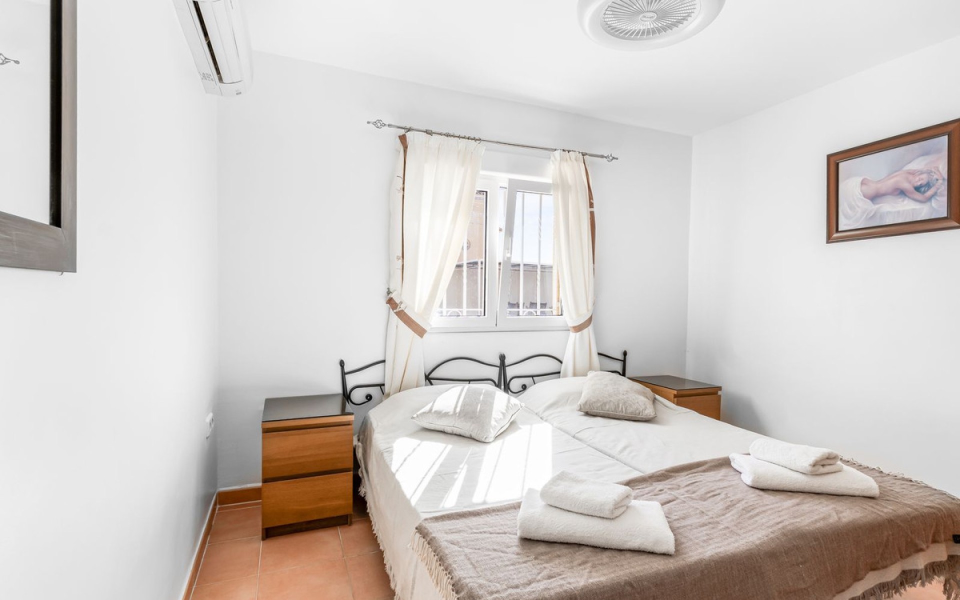 Resale - Villa - San Miguel De Salinas - San Miguel