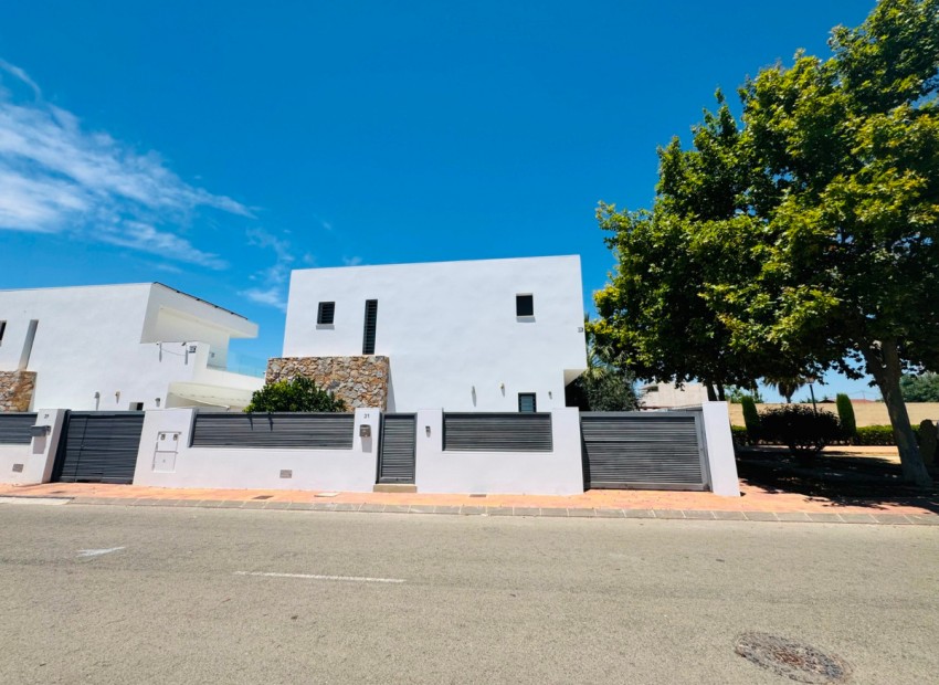 Resale - Villa - San Pedro del Pinatar - Lo Pagan