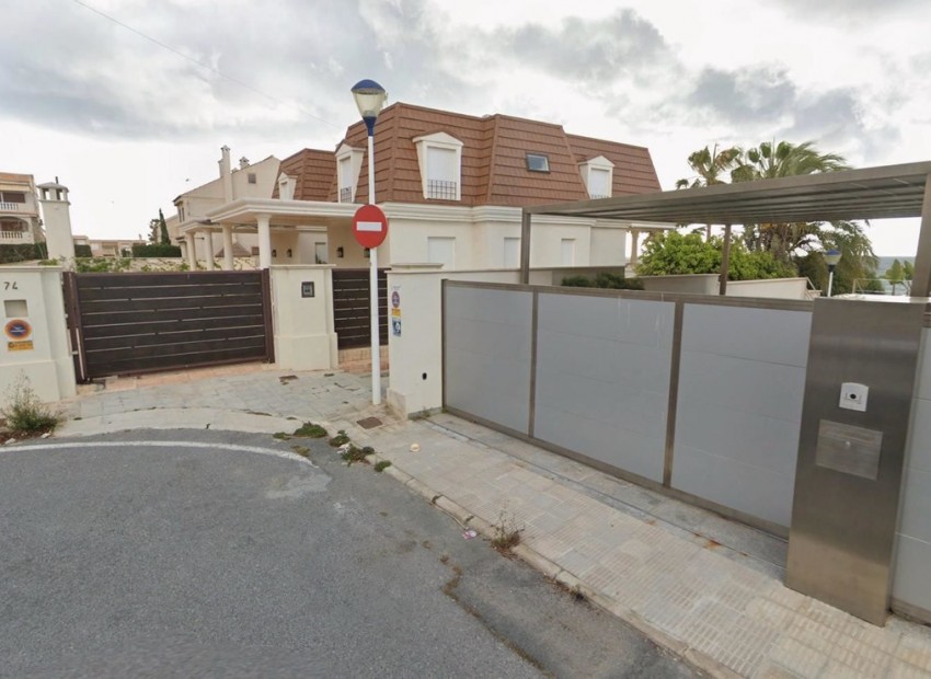 Resale - Villa - Santa Pola - Santa Pola Centro