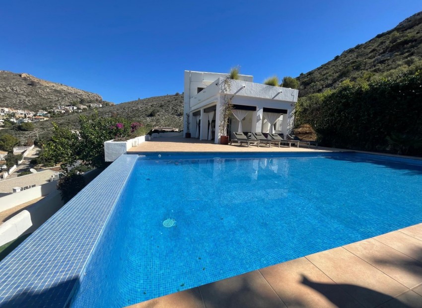 Resale - Villa - Teulada - El Portet