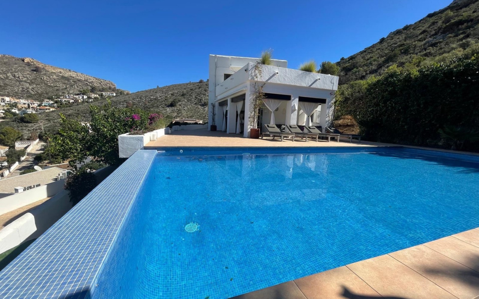 Resale - Villa - Teulada - El Portet