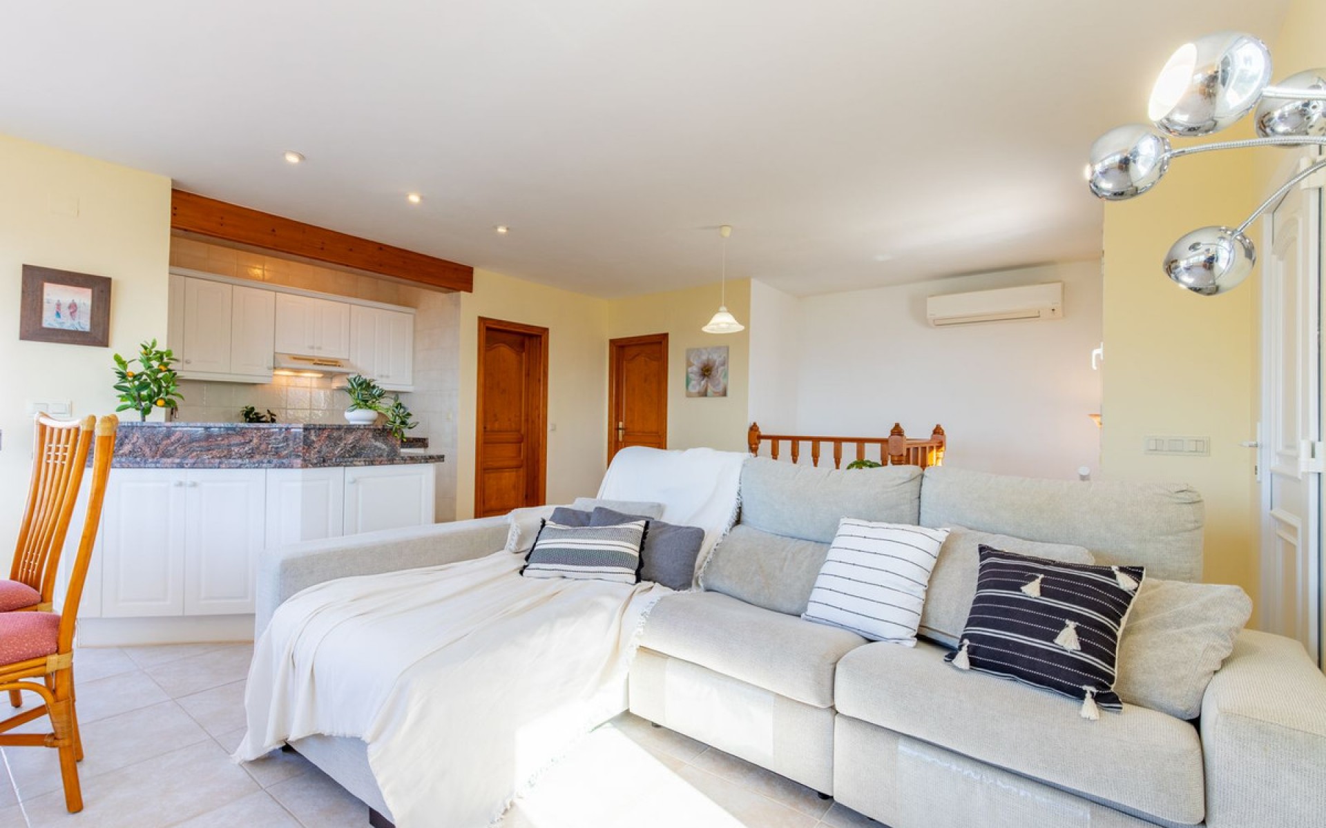 Resale - Villa - Teulada - Moraira