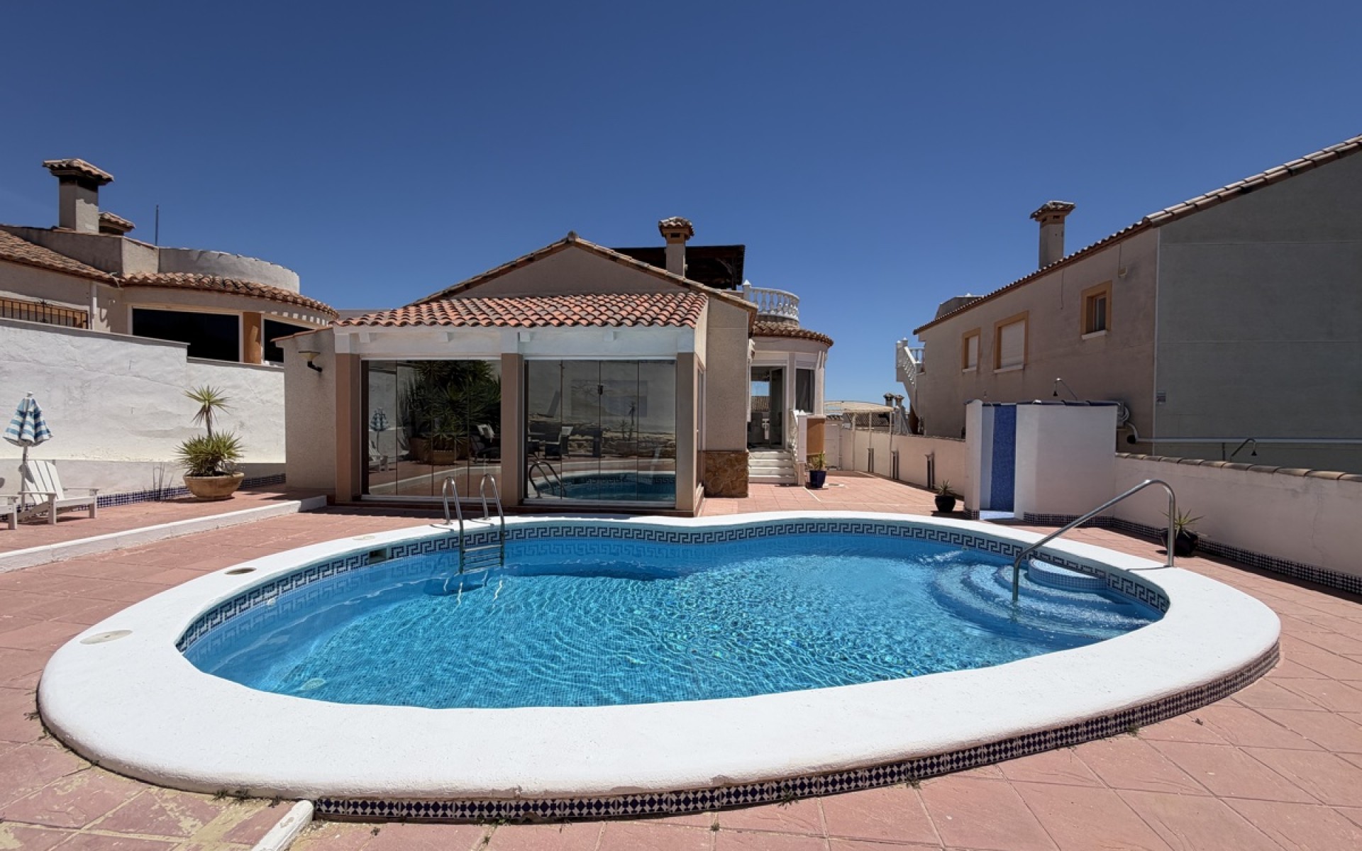 Resale - Villa - Torremendo