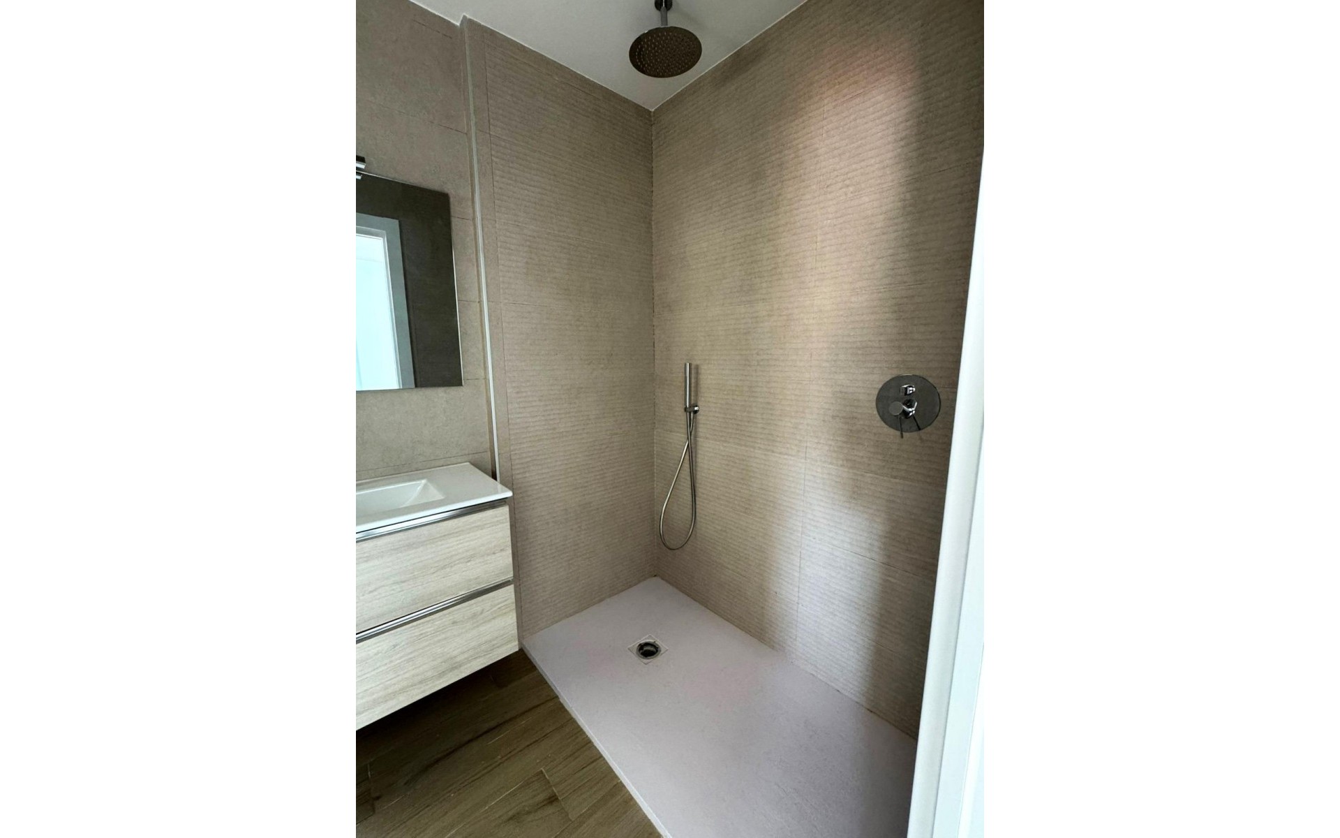 Resale - Villa - Torrevieja - Aguas Nuevas