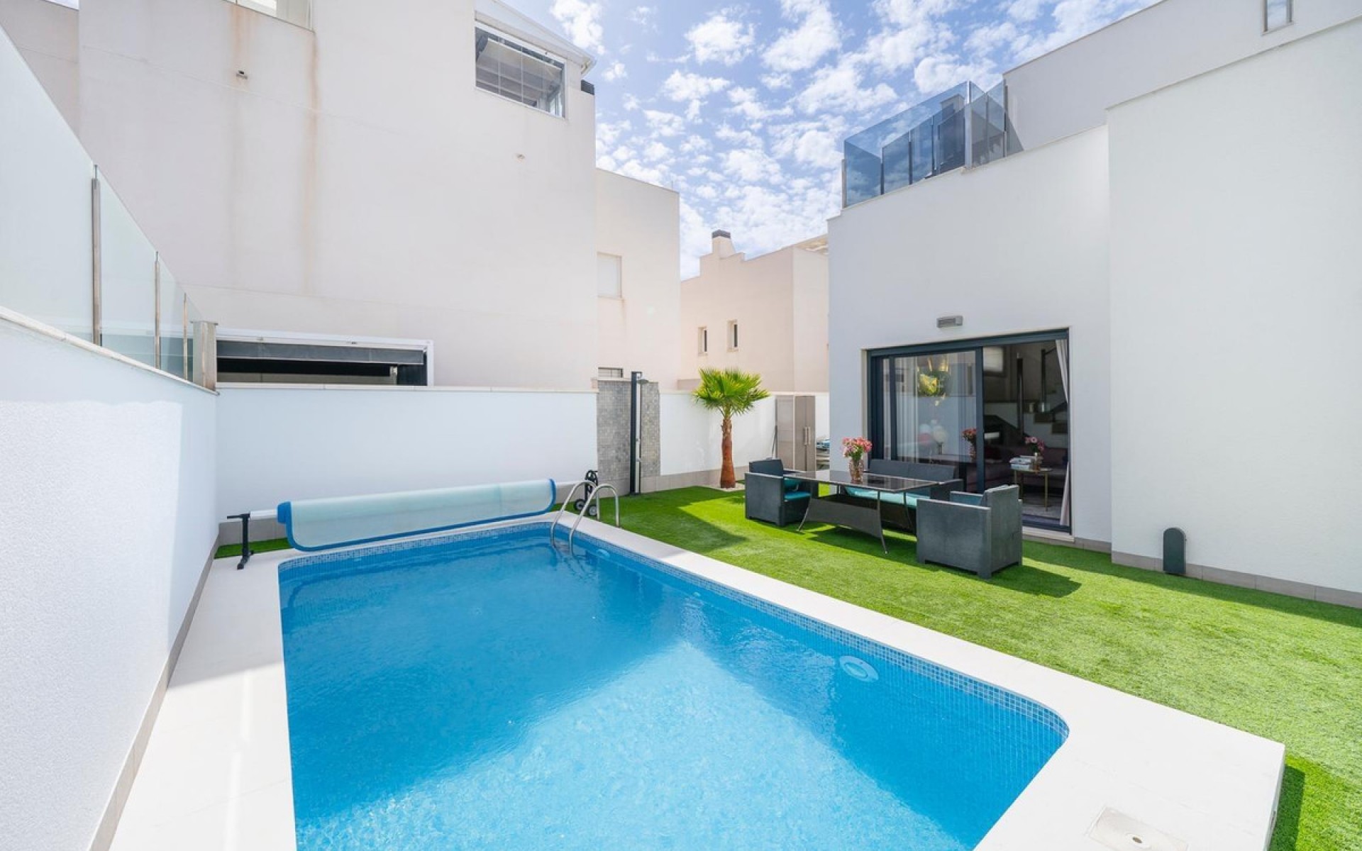 Resale - Villa - Torrevieja - Aguas Nuevas