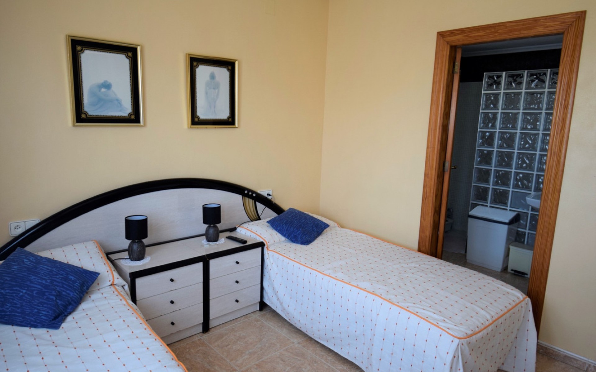 Resale - Villa - Torrevieja - Aguas Nuevas